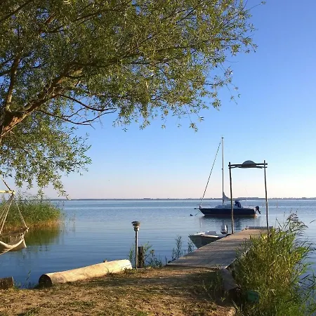 Ferienhaus Ferienhaus Mit Kamin Am Achterwasser In Luetow
